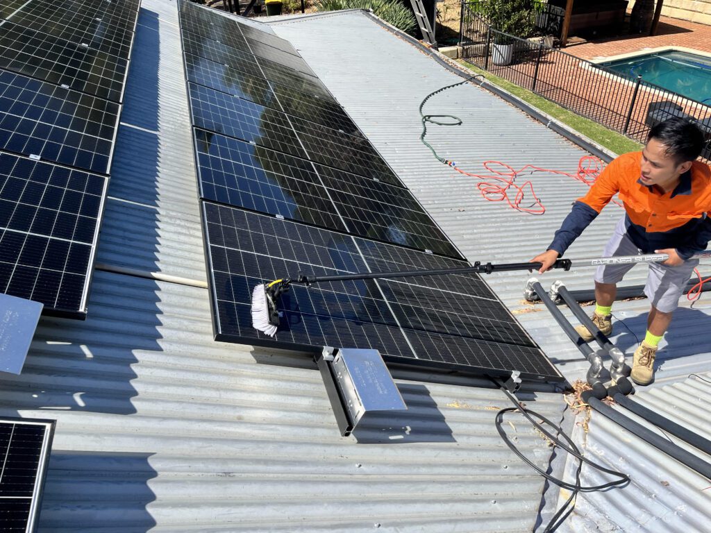 solar panel cleaning rockingham